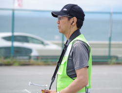 ドローンパイロット 柳原 徹